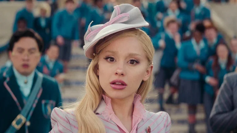 5 فیلم برتر «جادوگر شهر اُز»؛ از اقتباسهای جسورانه تا شاهکار جاودانه سینما 5 Wicked (2024) - فلاتو