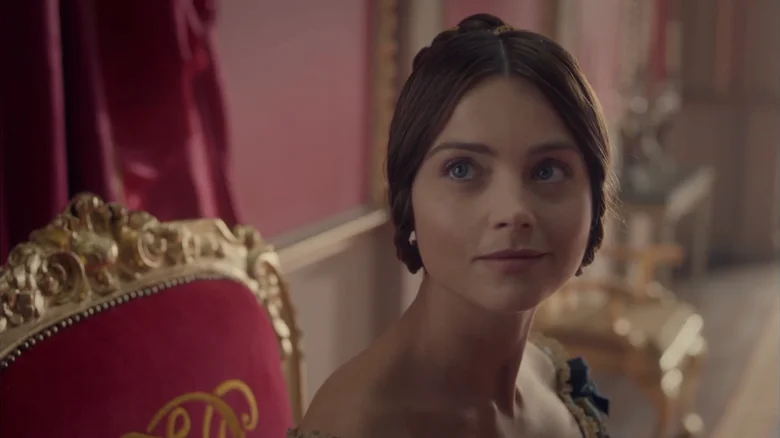 معرفی 14 سریال برتر شبیه «Downton Abbey» 2 Victoria - فلاتو