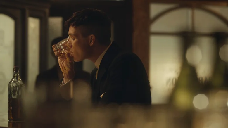 معرفی 14 سریال برتر شبیه «Downton Abbey» 12 Peaky Blinders - فلاتو