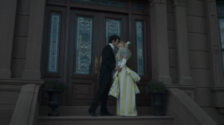 معرفی 14 سریال برتر شبیه «Downton Abbey» 15 The Gilded Age - فلاتو