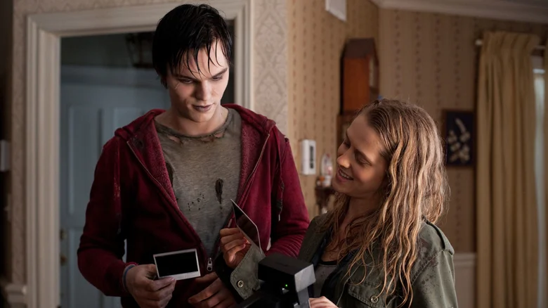 10 فیلم ترسناکی که عشق را به کابوس تبدیل کردند | بهترین آثار وحشت درباره روابط عاطفی 2 Warm Bodies - فلاتو