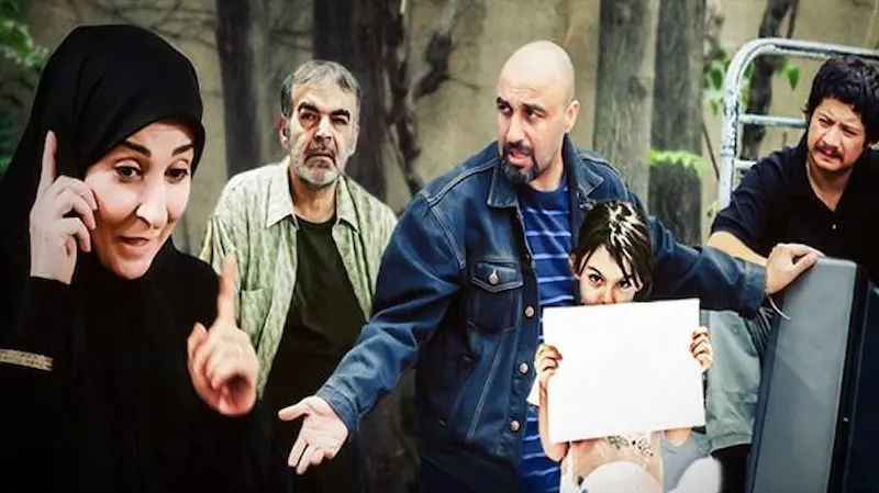 لیست تمام فیلم و سریالها به کارگردانی رضا عطاران 12 بزنگاه - فلاتو