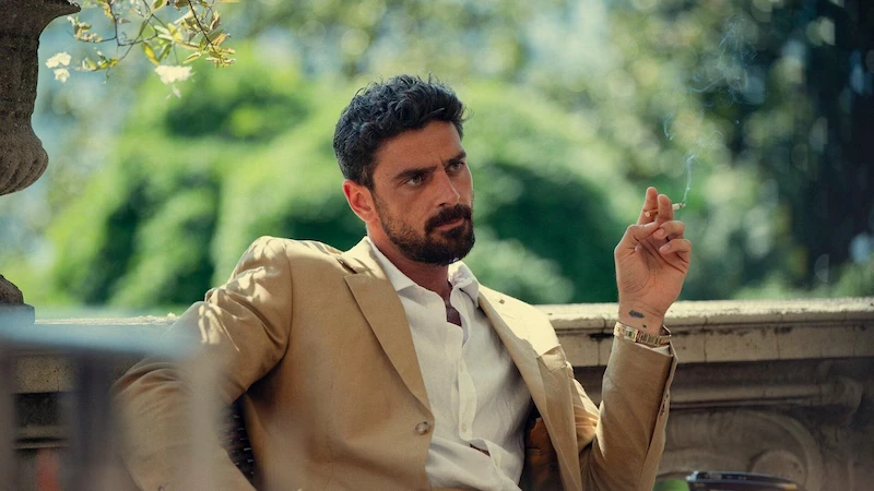 معرفی بازیگران سریال The Gentlemen 11 میکله مورونه - فلاتو