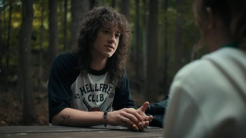 معرفی بازیگران سریال Stranger Things 19 جوزف کویین - فلاتو