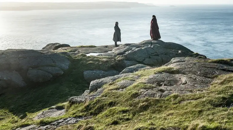 لوکیشن های Game of Thrones کجا هستند؟ از کینگز لندینگ تا وینترفل در دنیای واقعی 6 Dragonstone 1
