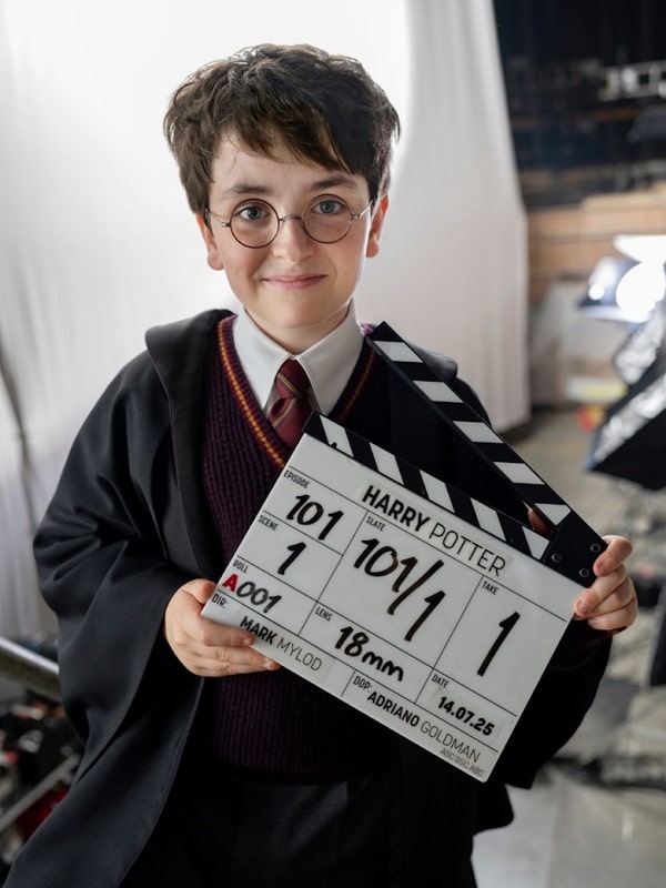 First image of Dominic McLaughlin as Harry Potter in HBO series 3 min