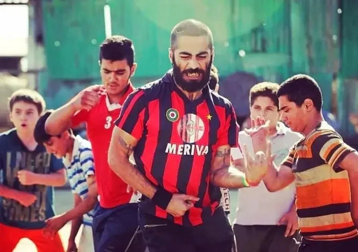 Biography of Navid Pourfaraj 5