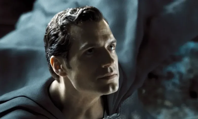 بازگشت هنری کویل در نقش سوپرمن در عکس جدید زک اسنایدر - فلاتو