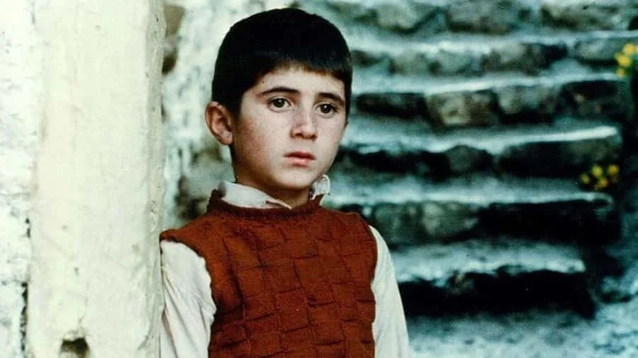 خانه دوست کجاست؟ - فلاتو