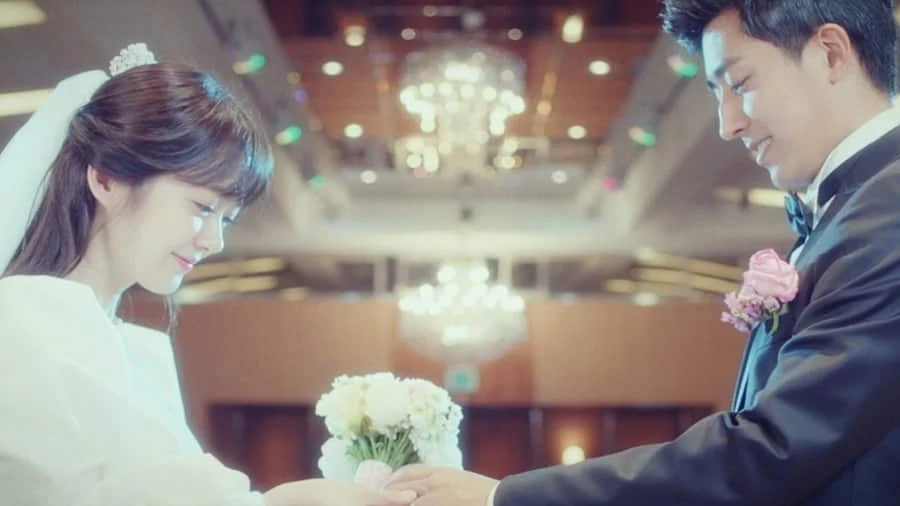 بازگشت زوجین - فلاتو