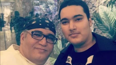 همکاری پدر و پسر در عرصه نمایش: «خیتانوس» با حضور نادر سلیمانی و پسرش به صحنه می‌رود - فلاتو