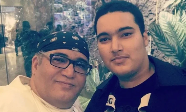 همکاری پدر و پسر در عرصه نمایش: «خیتانوس» با حضور نادر سلیمانی و پسرش به صحنه می‌رود - فلاتو