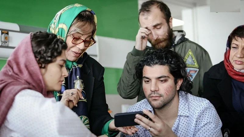 Screening of the movie Two Days Later 2