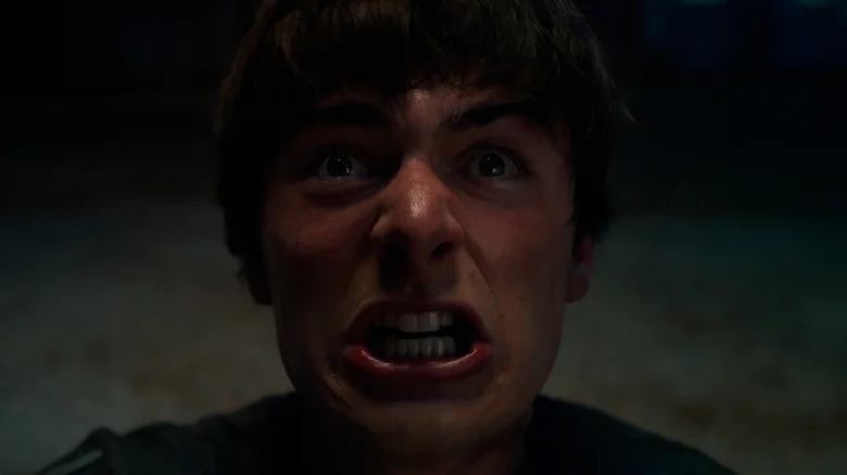 شکستن یک وعده بزرگ به طرفداران در فصل پنجم «چیزهای عجیب»: جوان‌سازی دیجیتال بچه‌های هاکینز - فلاتو