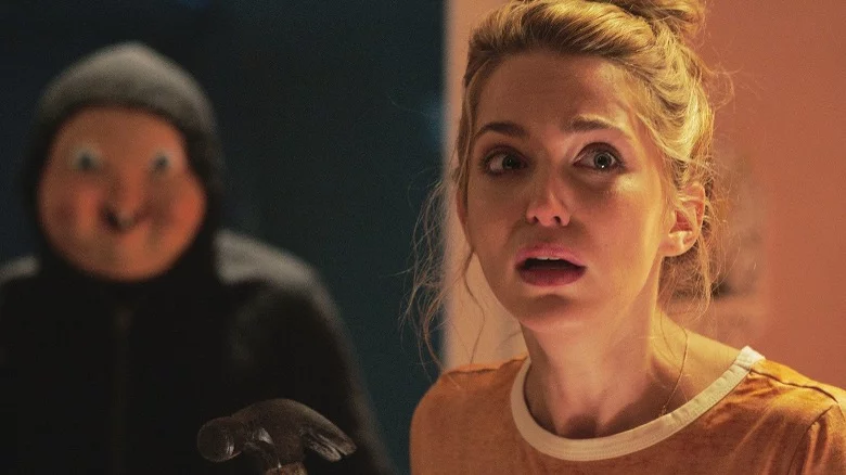 معرفی 10 کمدی برتر دهه اخیر؛ خندههایی که سینما را متحول کردند 7 Top 10 comedies of the last decade 6