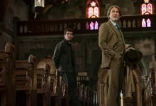 بررسی فیلم «Wake Up Dead Man»؛ سومین قسمت از مجموعه «چاقوکشی» تیز، هوشمند و دردناکاً واقعی - فلاتو