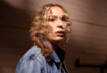 معرفی «Man Finds Tape»: نوآوری در ژانر فوند‌فوتیج با ترکیب وحشت کیهانی - فلاتو