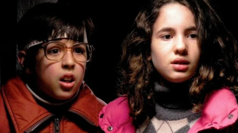 معرفی 10 فیلم ترسناک کریسمسی کمتر دیدهشده که شایسته توجهاند 7 Introducing 10 Christmas Horror Movies 6