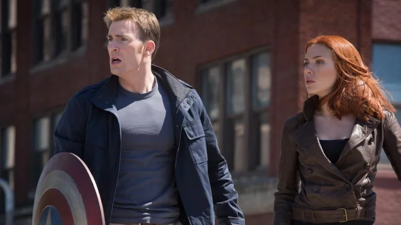 معرفی 15 فیلم برتر کریس ایوانز، از کاپیتان آمریکا تا شخصیتهای منفی 14 Introducing the 15 best Chris Evans movies 3