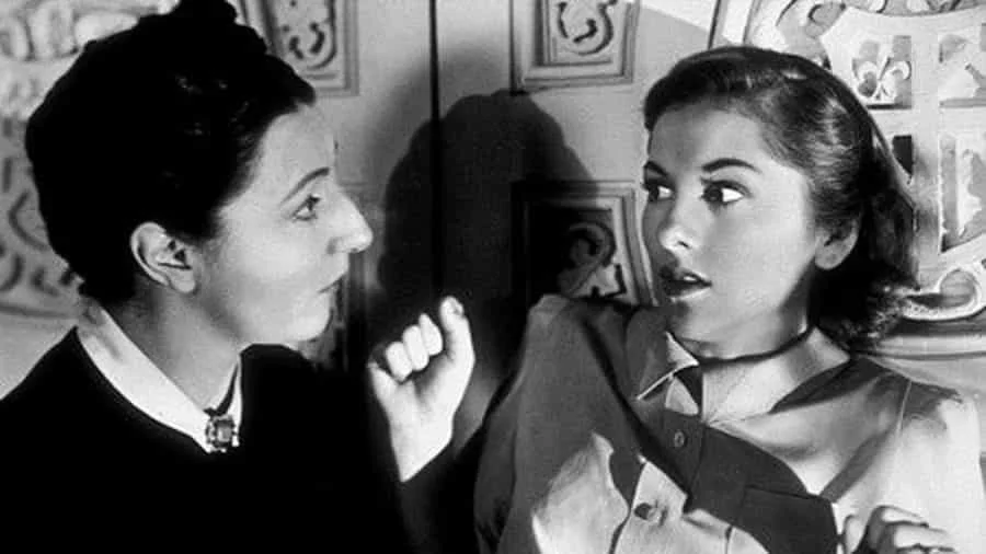 لیست 38 تا از بهترین فیلمها در ژانر معمایی که نمیتوانید از دست بدهید! 19 ربهکا - فلاتو