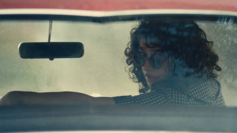 بررسی فیلم «مارتی سوپریم» با بازی درخشان تیموتی شالامی 2 Marty Supreme movie review 2