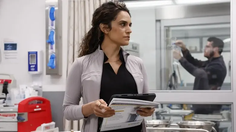 فصل دوم «The Pitt» به مسئله بزرگ فرهنگی هوش مصنوعی میپردازد 2 The Pitt 2 focuses on artificial intelligence in hospitals 2