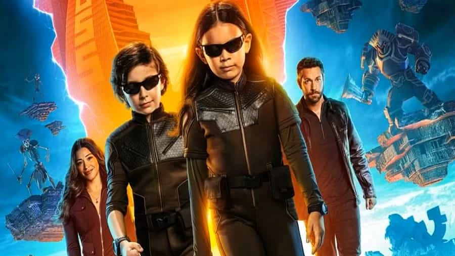 معرفی 20 تا از بهترین فیلمهای کمدی بچگانه که لحظات شاد را به خانهها میآورد 5 بچههای جاسوس: آخرالزمان - فلاتو