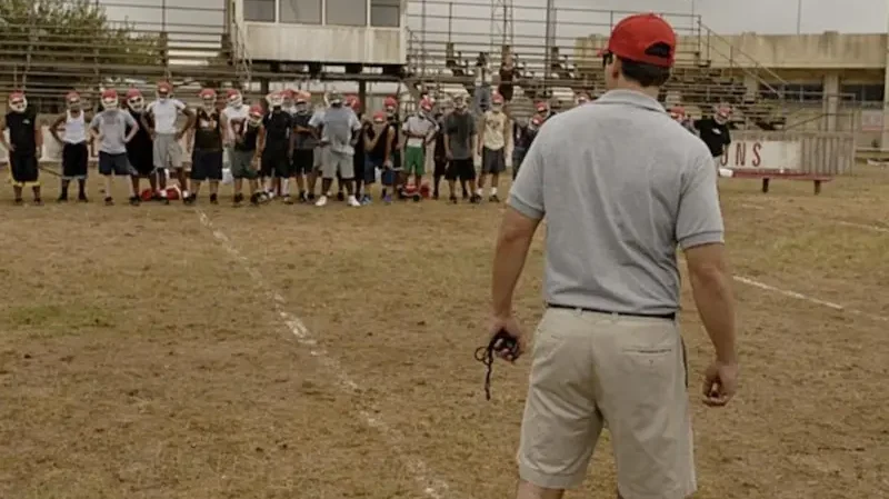 بعد از Ransom Canyon چه ببینیم؟ این 10 سریال شما را شگفتزده میکنند 11 Friday Night Lights 3 e1785479524793