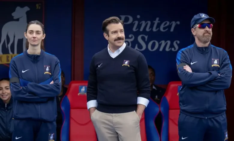 پایان فصل چهارم Ted Lasso چه معنایی دارد؟ سرنوشت تد، روی و ریچموند مشخص شد 1 پایان فصل چهارم Ted Lasso چه معنایی دارد؟ سرنوشت تد، روی و ریچموند مشخص شد - فلاتو